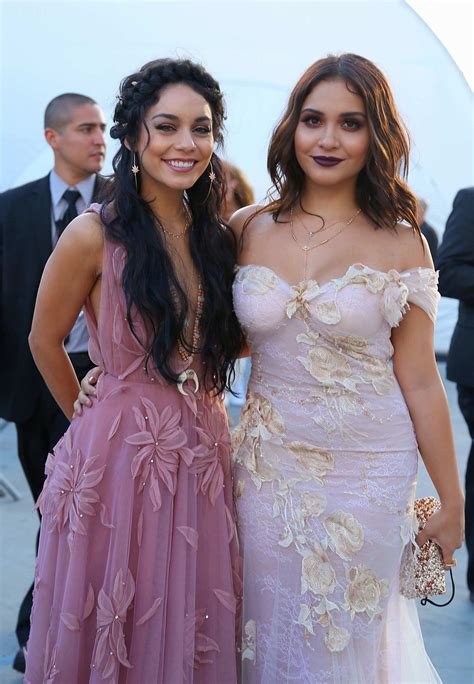 stella hudgens|Stella Hudgens (@StellaHudgens) .